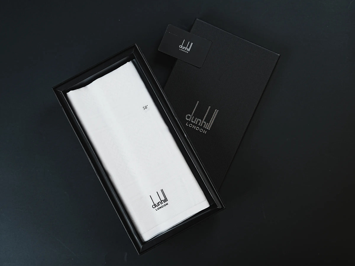 Shemagh blanco prémium Dunhill London: tocado árabe de lujo para caballeros modernos