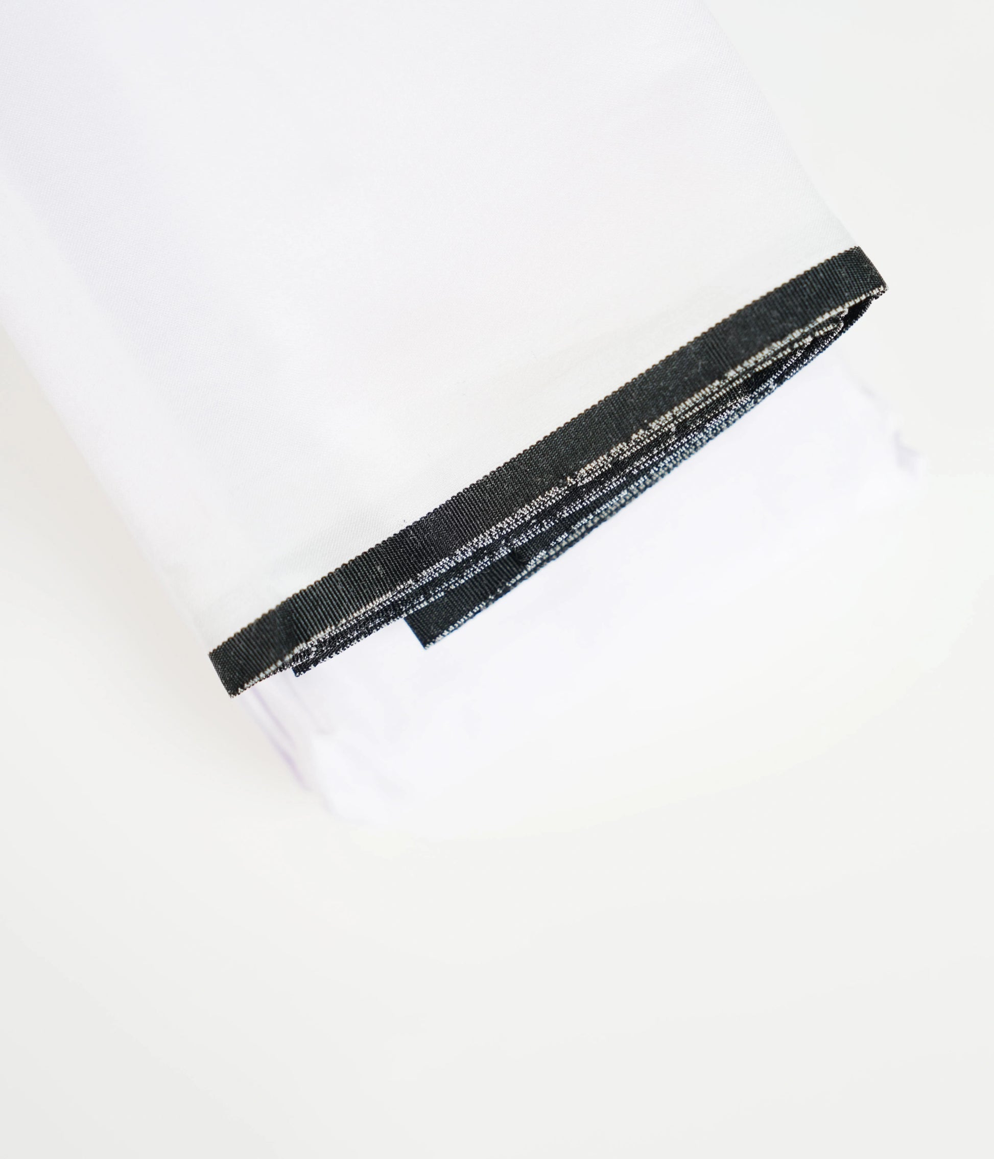 Black-Wuzar-shop-in-abudhabi