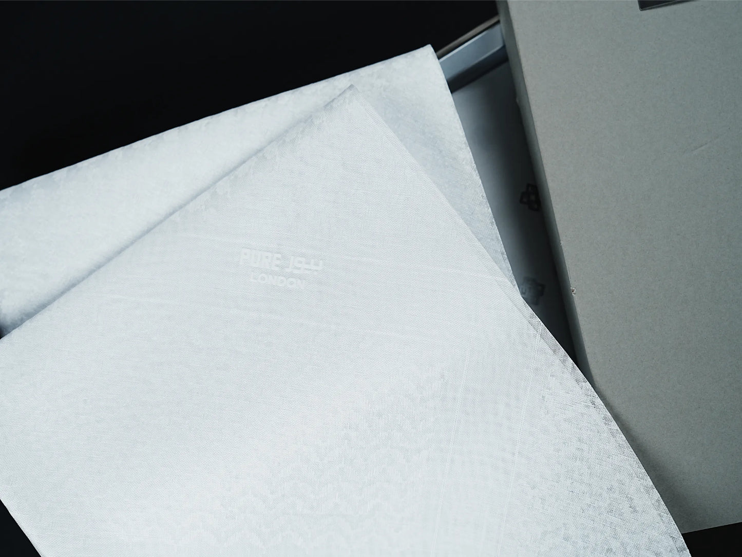 Pure London White Shemagh – Crafted for Distinguished Style