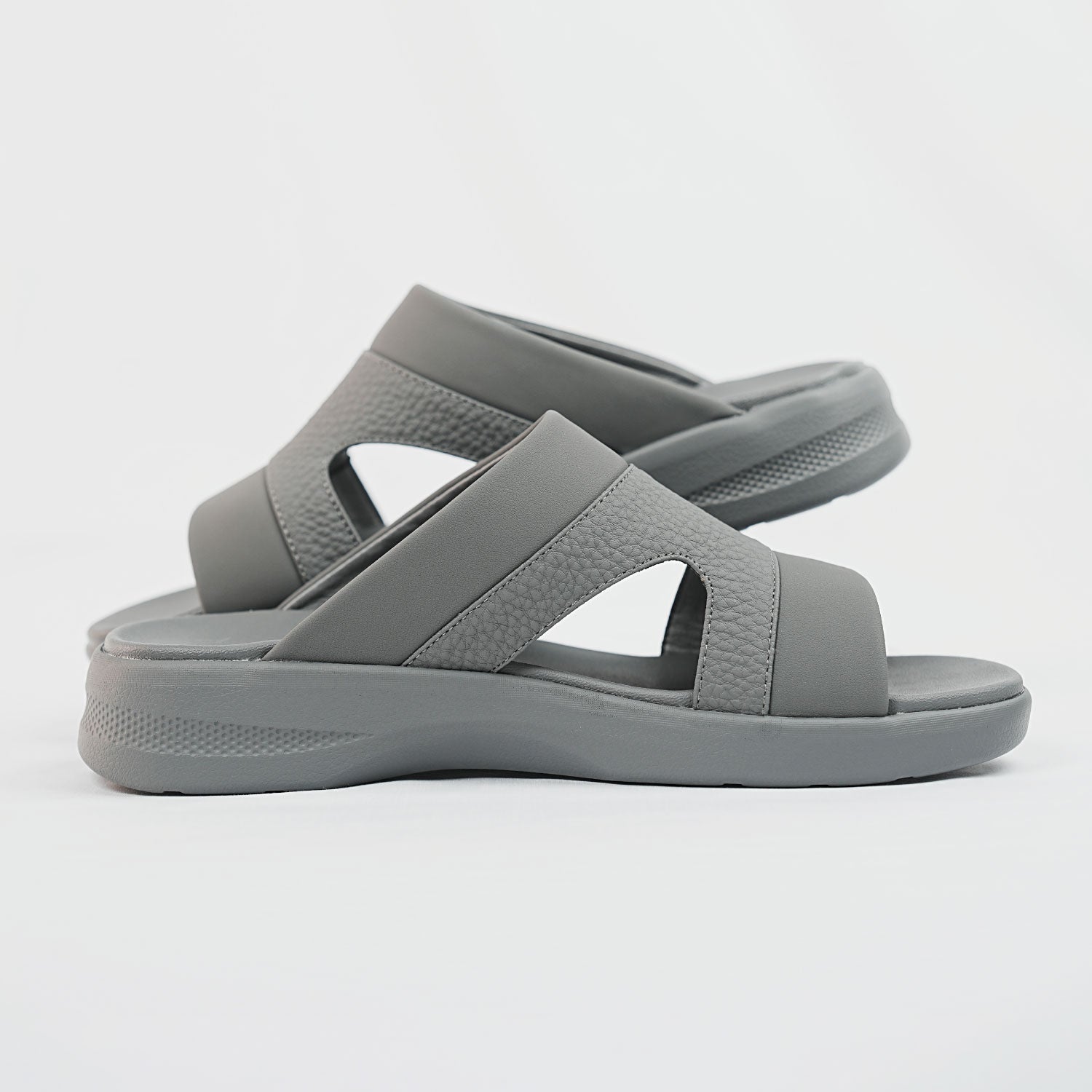 Traditional Arabic Men's Sandals UAE - Side Profile