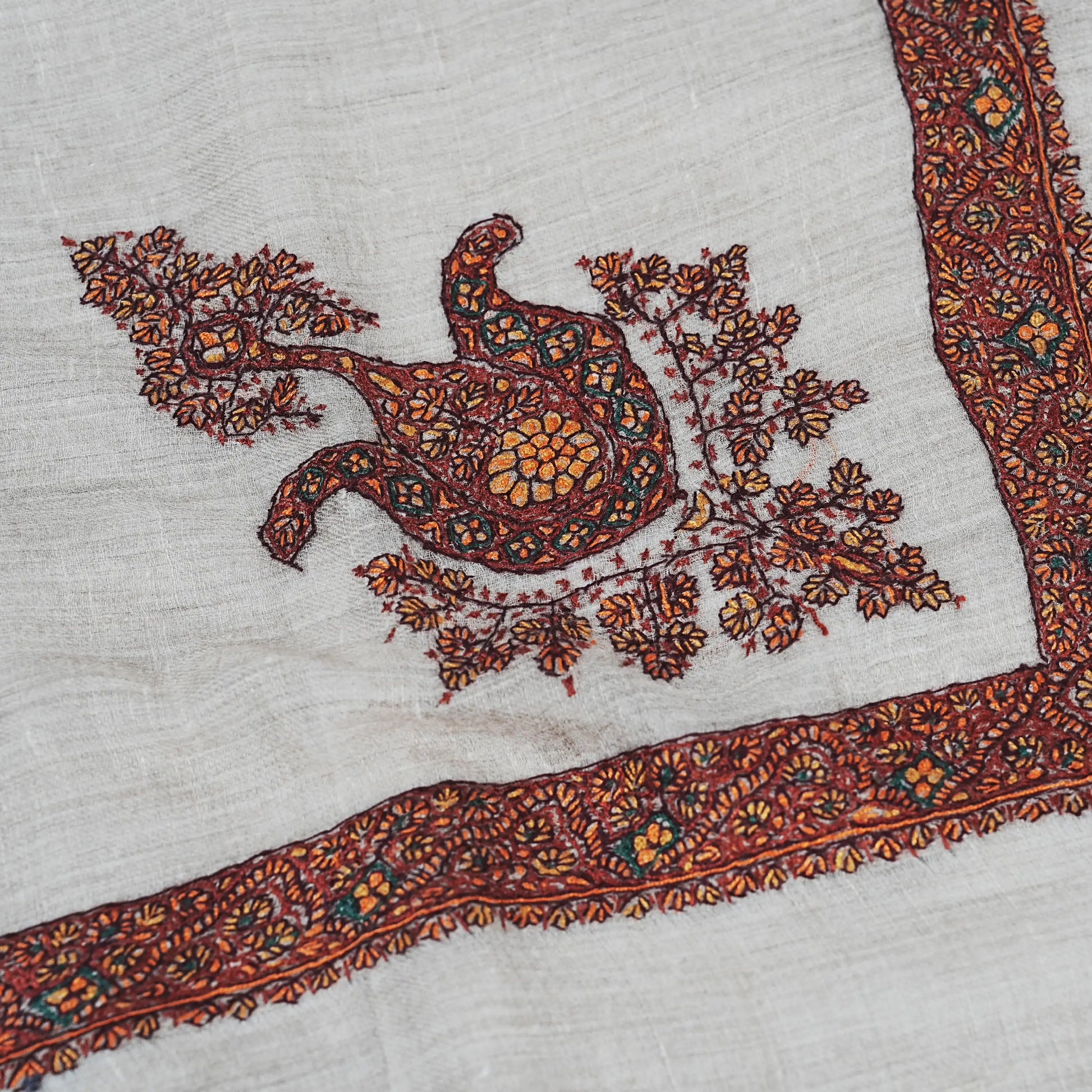 100-Turma-Kashmiri-Shawl-Red-Color-Design