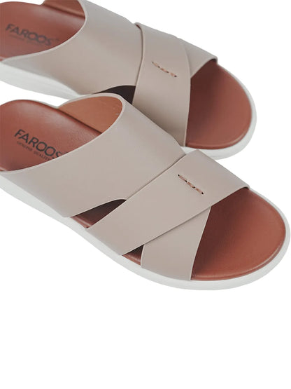 FAROOS EFFORTLESS STYLE, LASTING COMFORT