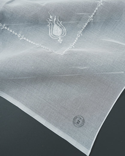 Al Hosn White Ghutra – Premium Japanese Fabric for Emirati Gentlemen