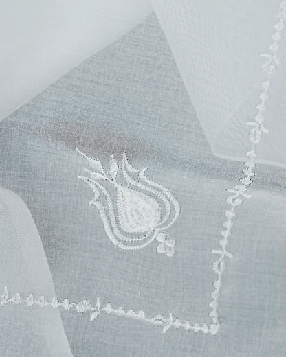 Al Hosn White Ghutra – Premium Japanese Fabric for Emirati Gentlemen