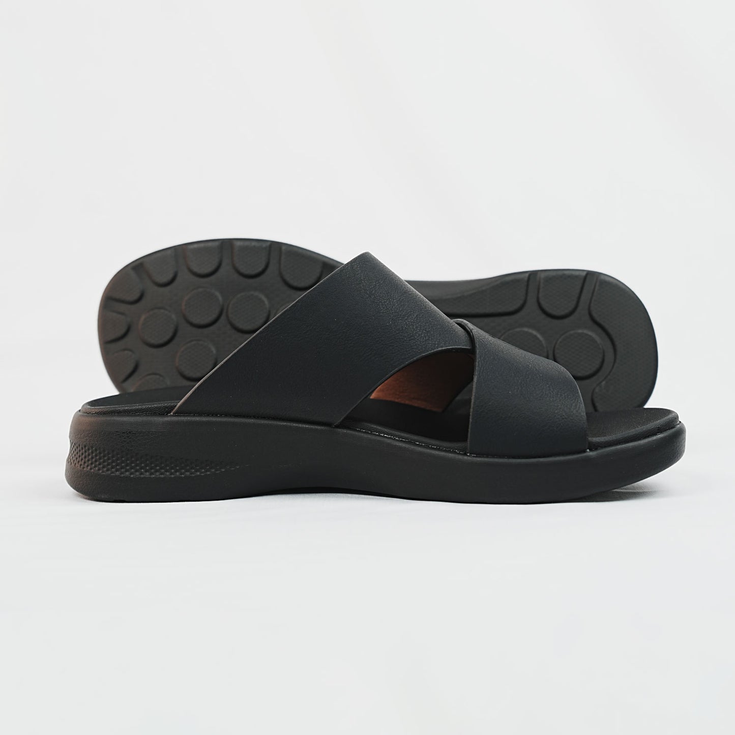 BLACK-sandal-plain
