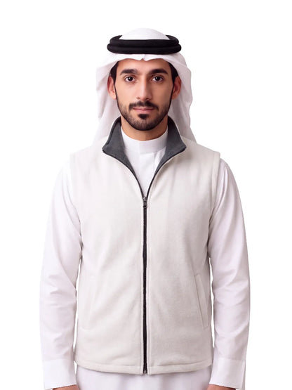 ELEGANT IVORY SLEEVELESS JACKET WITH ZIP