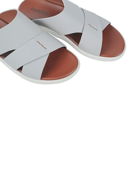 FAROOS EFFORTLESS STYLE, LASTING COMFORT