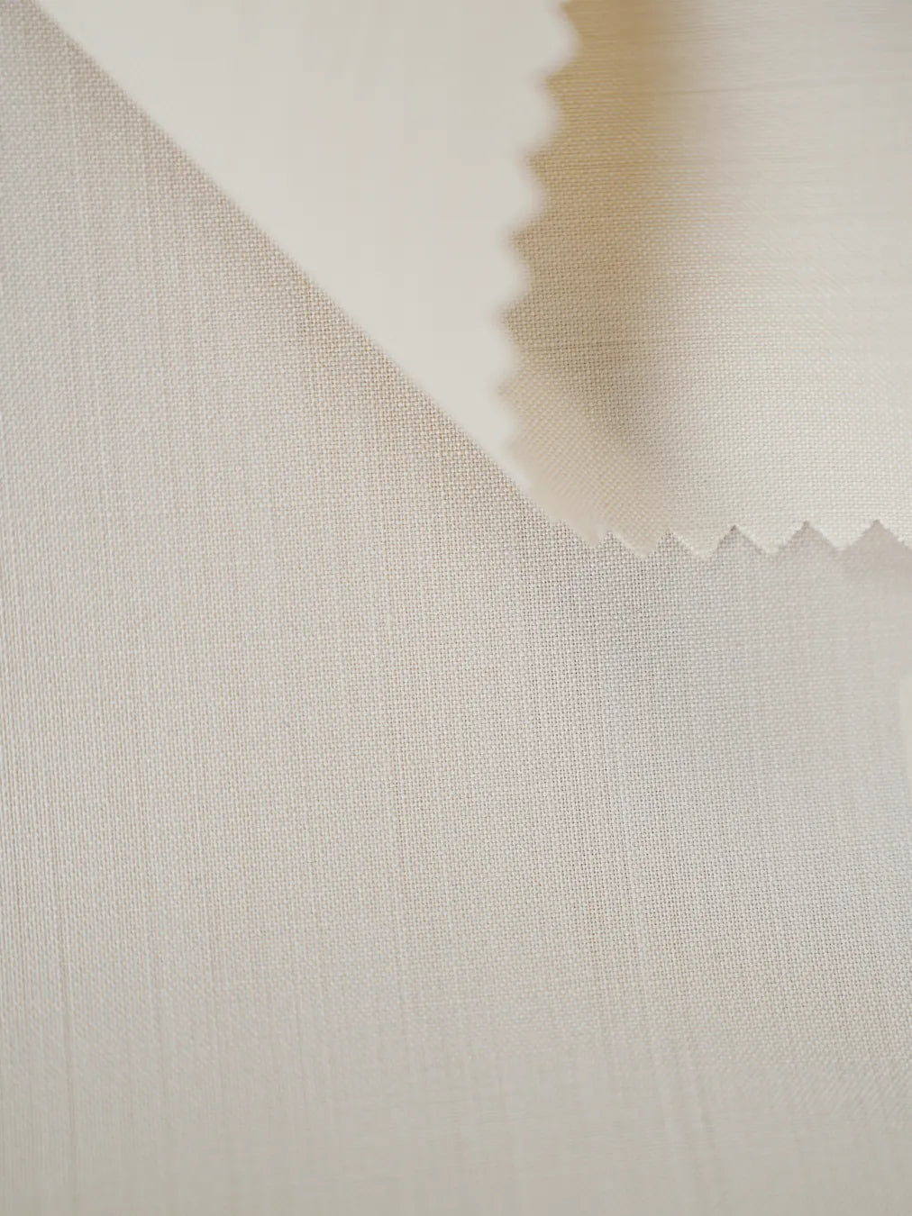 Ivory Cream Emirati Thobe - Reda 1865 Valdilana Exclusive Super 150's Fabric made In Italy 100% Wool