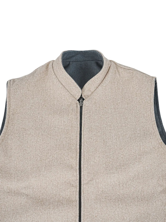 LEGANT BEIGE SLEEVELESS JACKET WITH ZIP