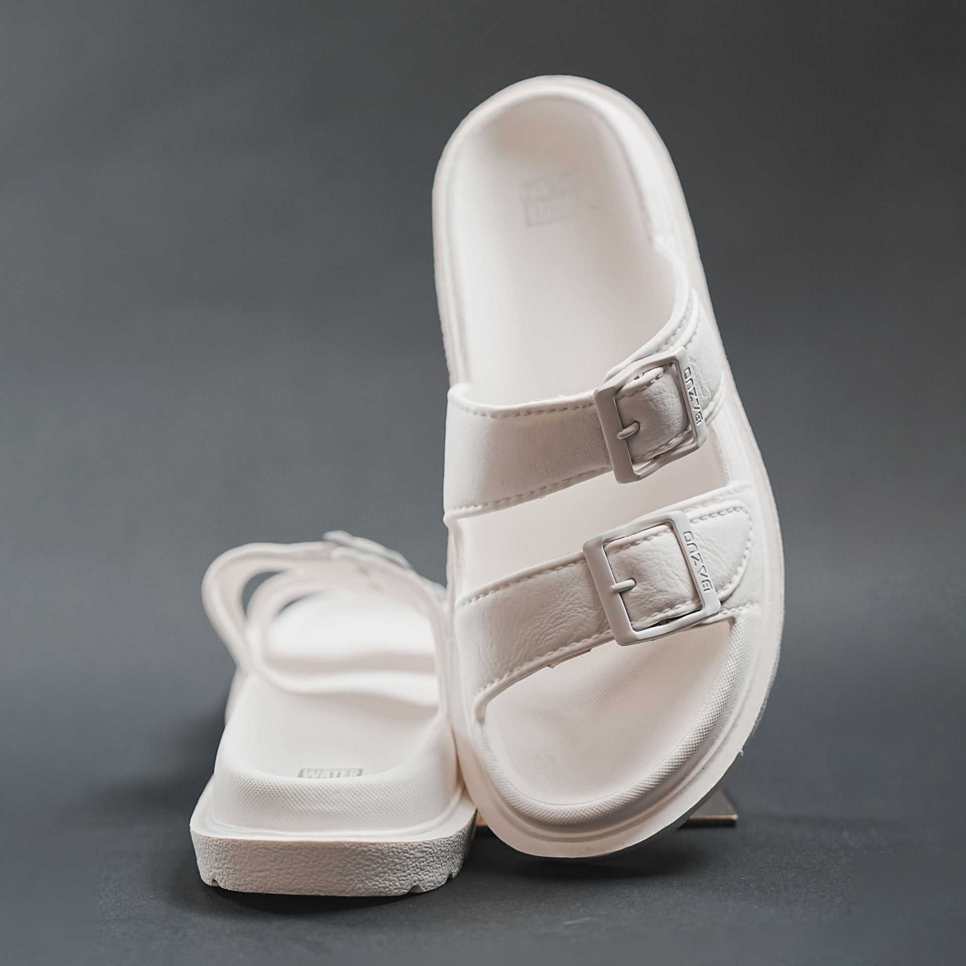 Slippers-in-uae