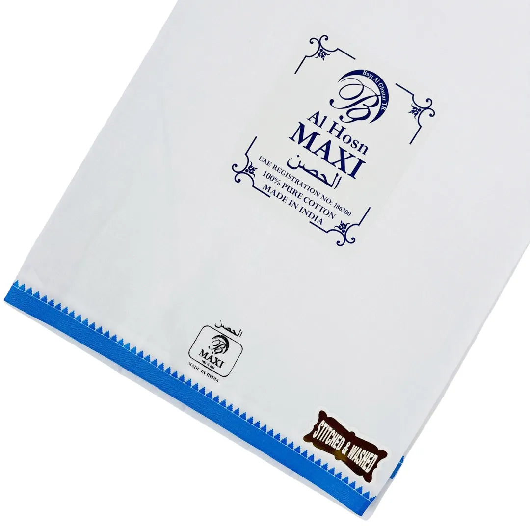 Traditiona-White-Wuzar-with-Royal-Blue-Border-gcc