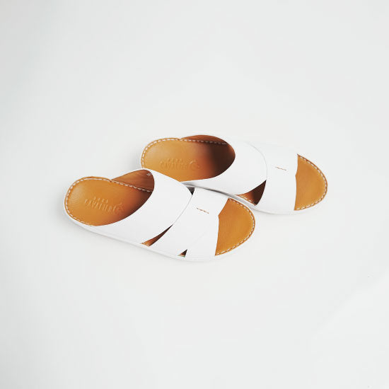 UOMO-CAVALIER-white-brown-color-sandal