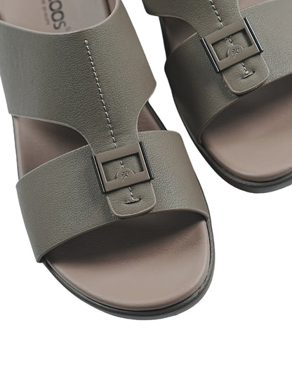 best-in-uae-sandals