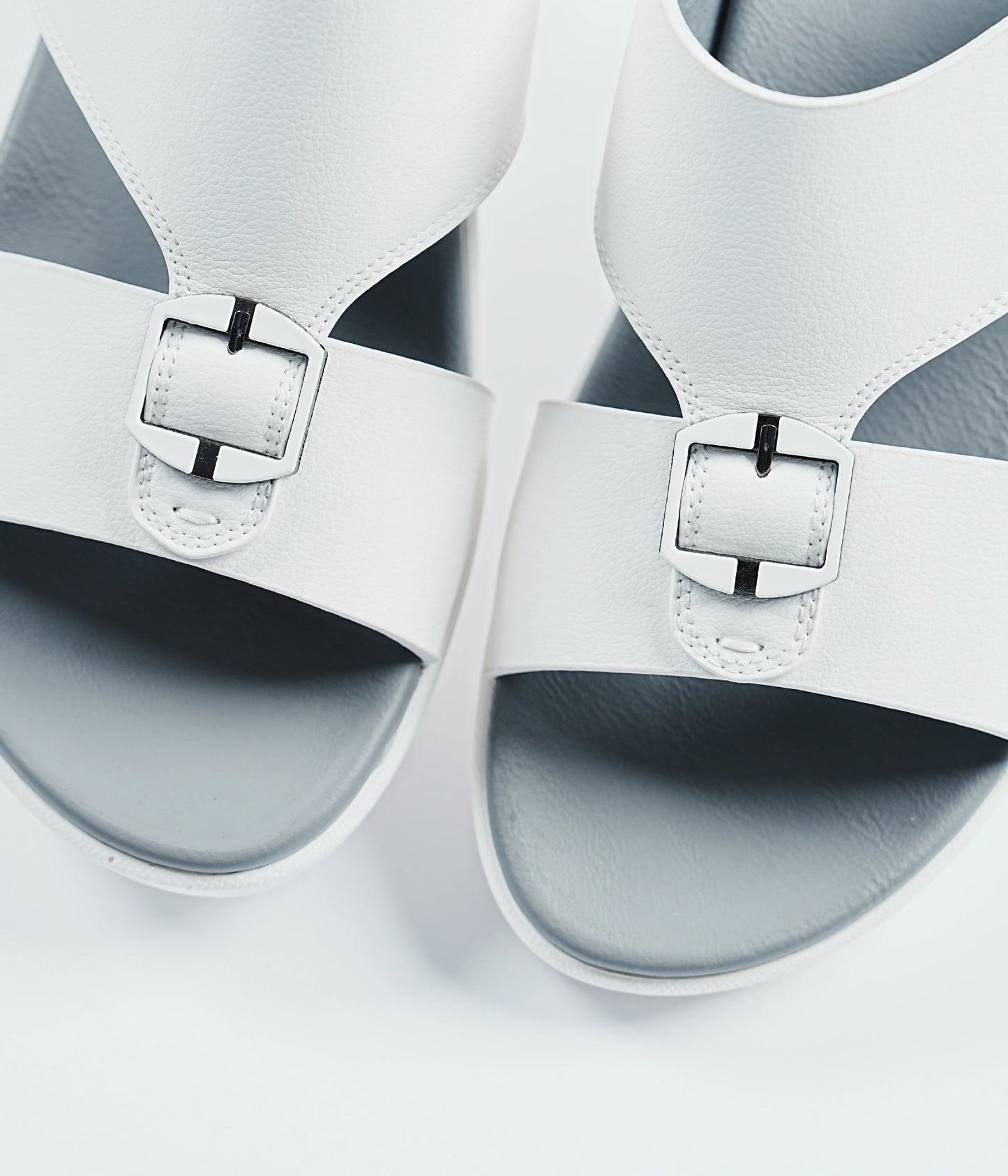 faroos-branded-sandals-in -uae