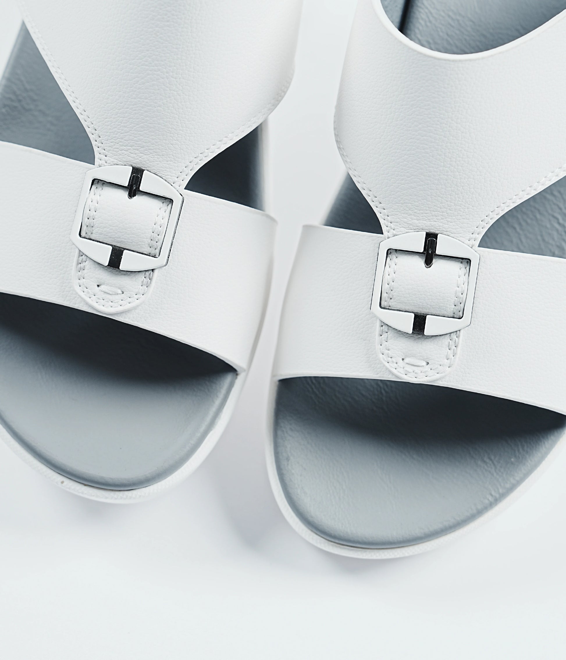 faroos-branded-sandals-in -uae