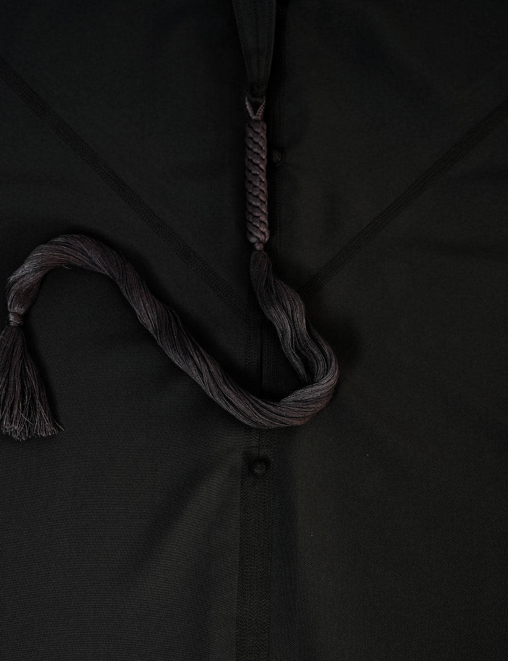 Black Kandura for Men – Emirati Style Thobe