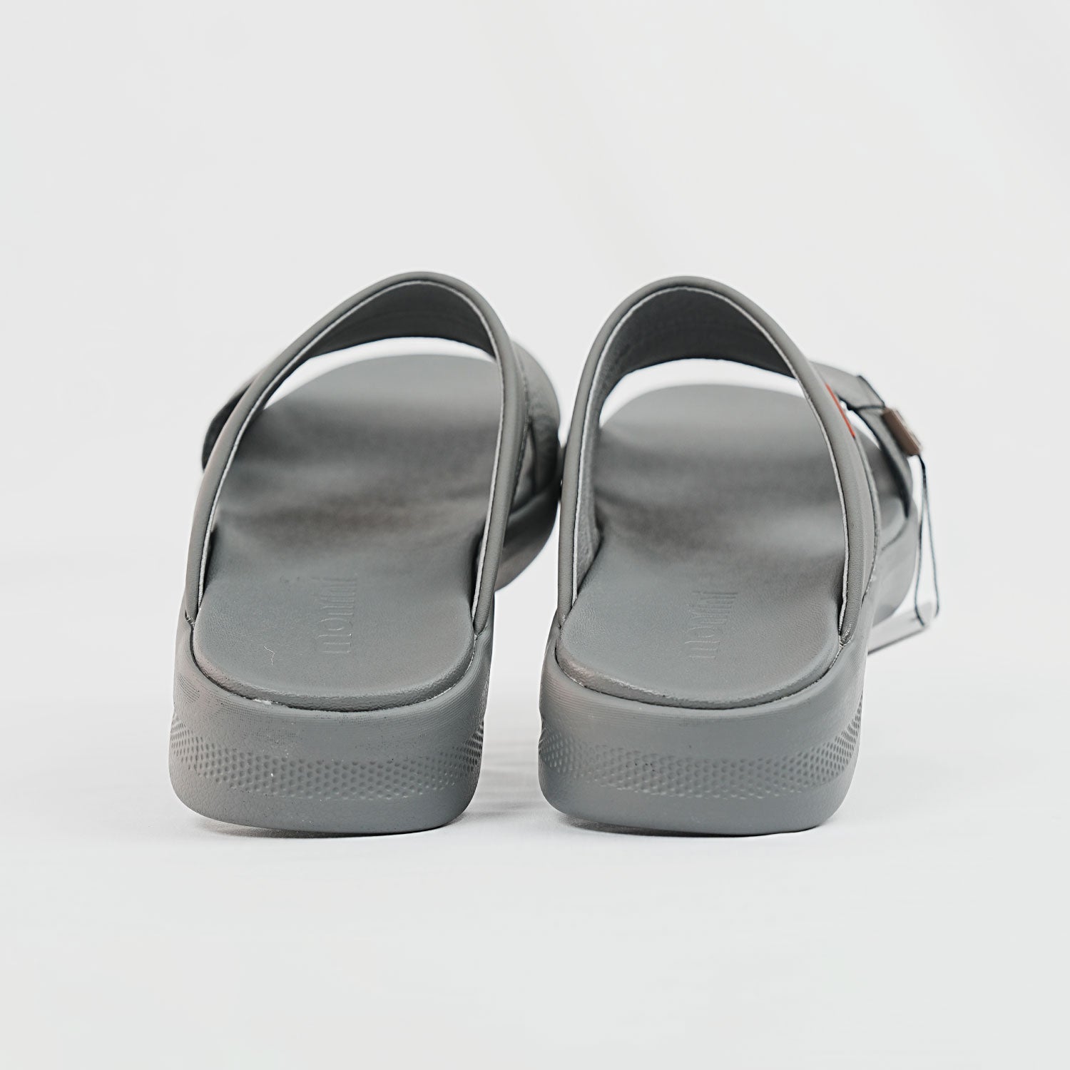 Stylish Men's Grey Sandals for Everyday Wear - Montini Brand